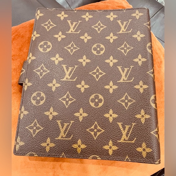 COPY - Authentic Louis Vuitton Monogram Agenda GM/ Large Ring Agenda Cover - Picture 8 of 16